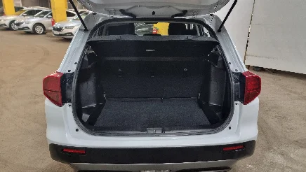 Suzuki Vitara photo-12